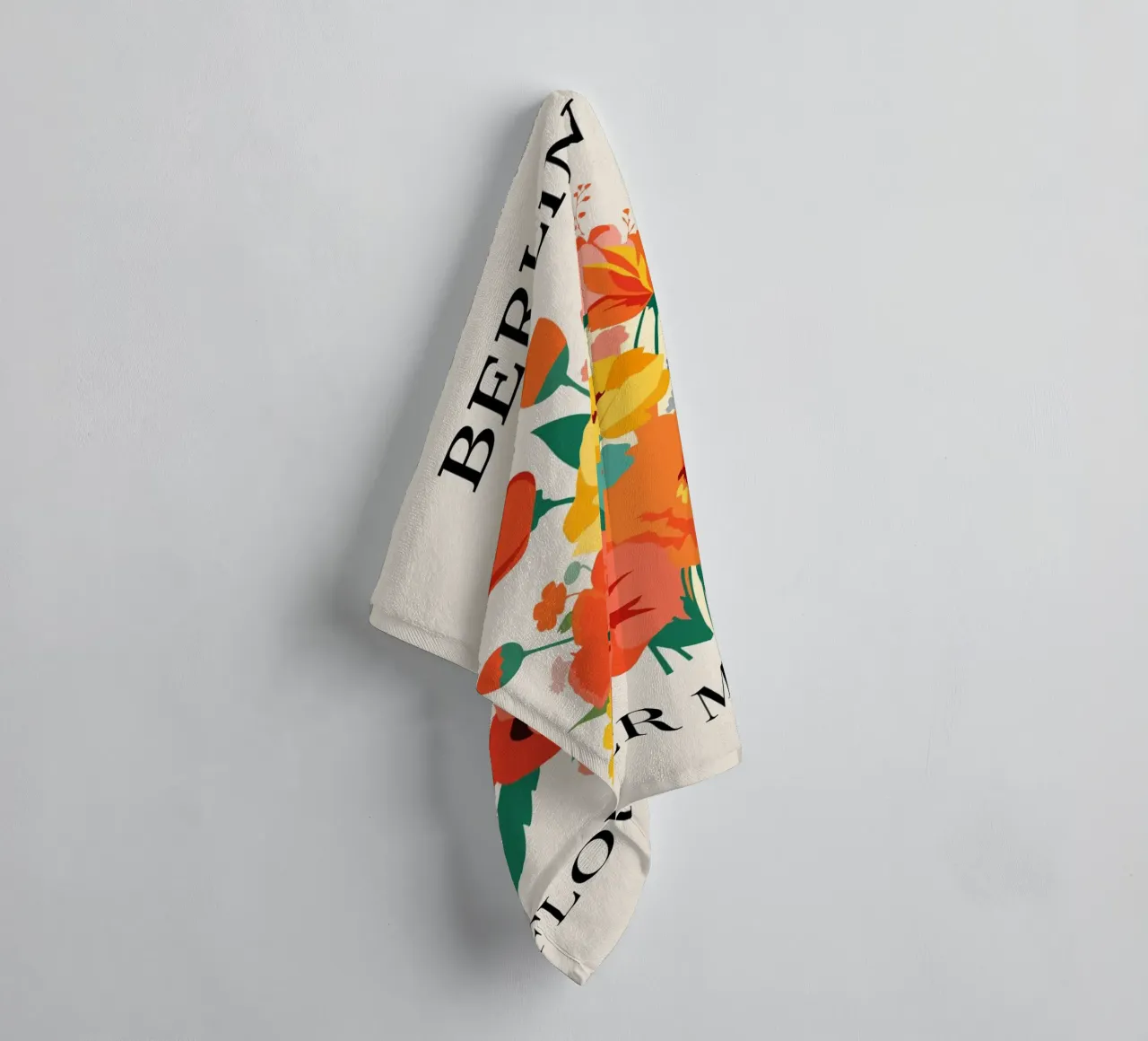 Mercato dei fiori di Berlino - Poster botanico d'epoca asciugamano da bagno da HicksShop