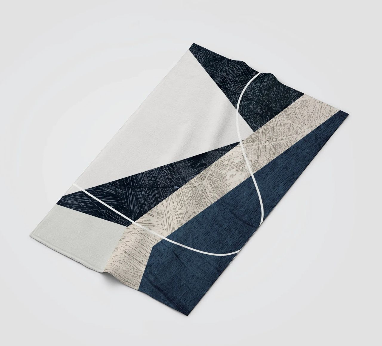 modern abstract art triangle coperta in pile da vintageshop