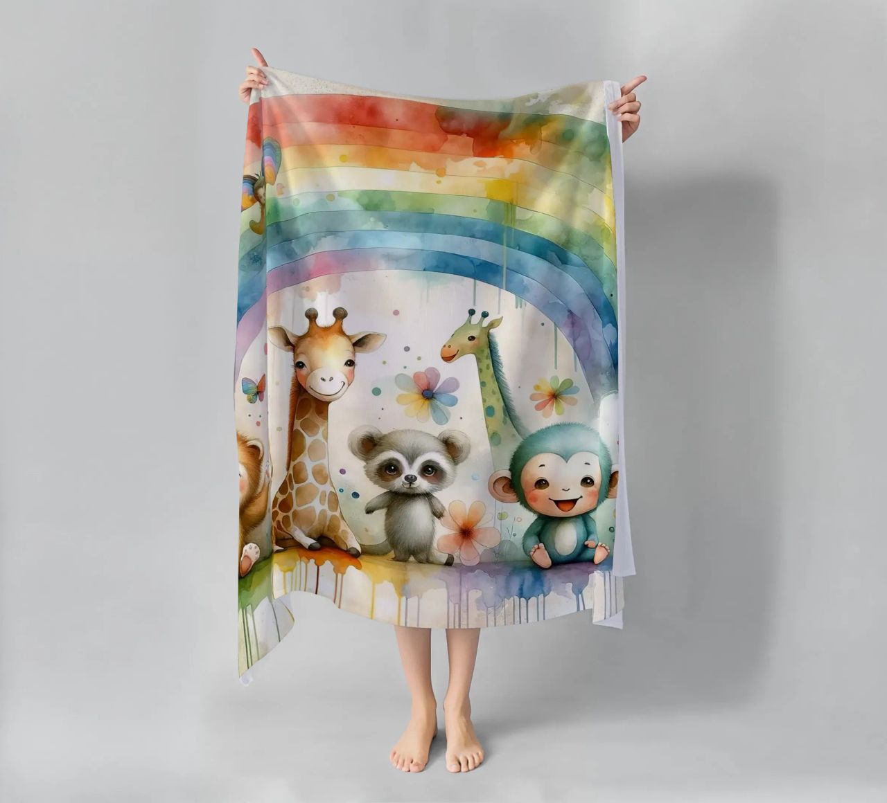 Arco iris con animales alegres toalla de playa de Chromatic Fusion Studio