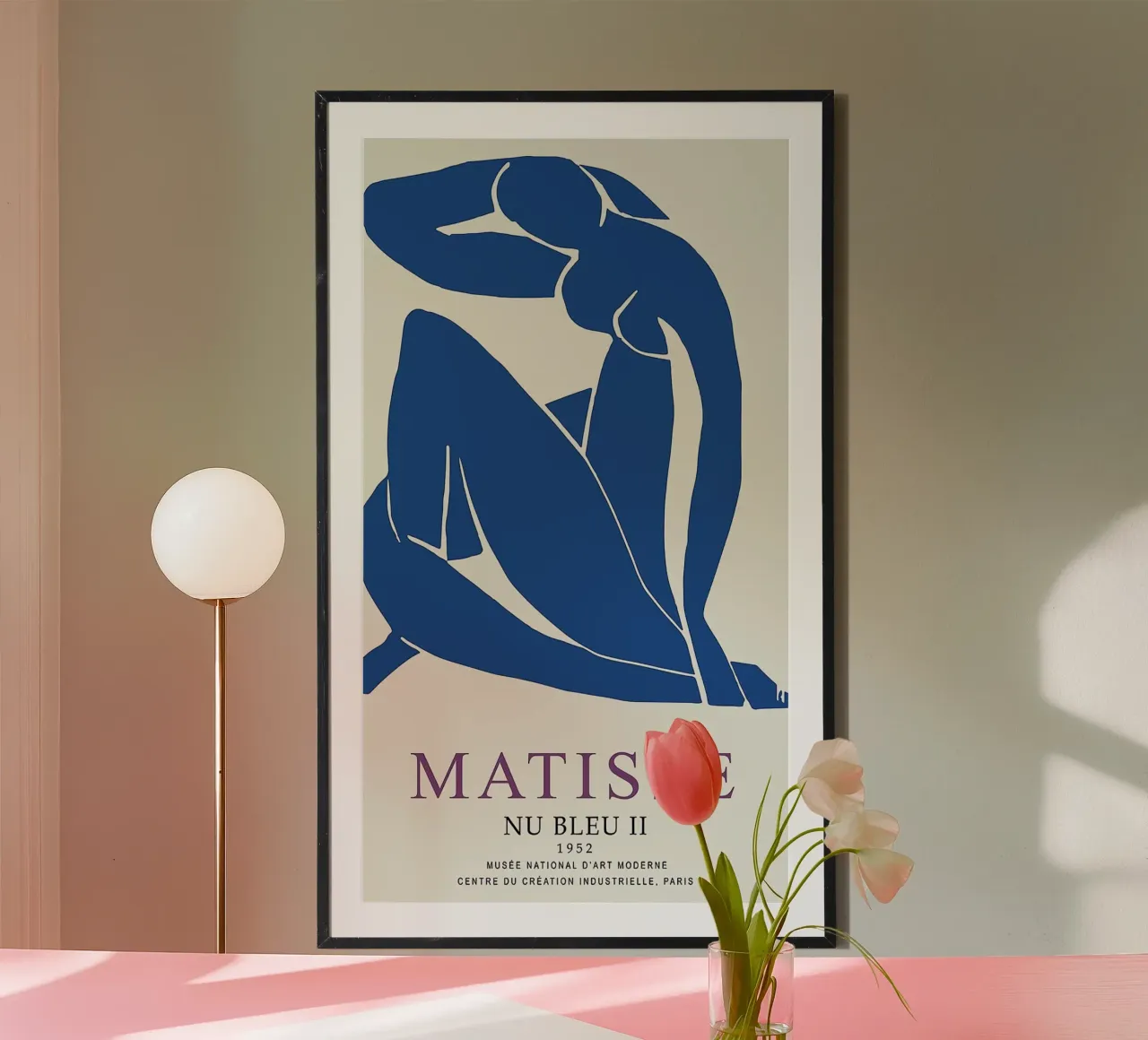 matisse-silhouette di donna in posa seduta rilassata poster con telaio in plastica da sazkia art