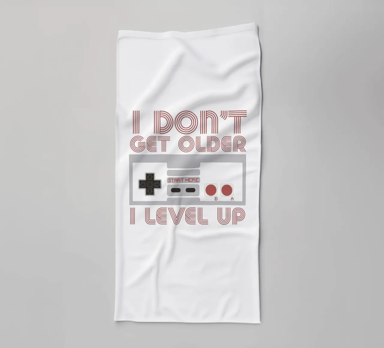 I don't get older, I level up asciugamano da bagno da edsonramosart