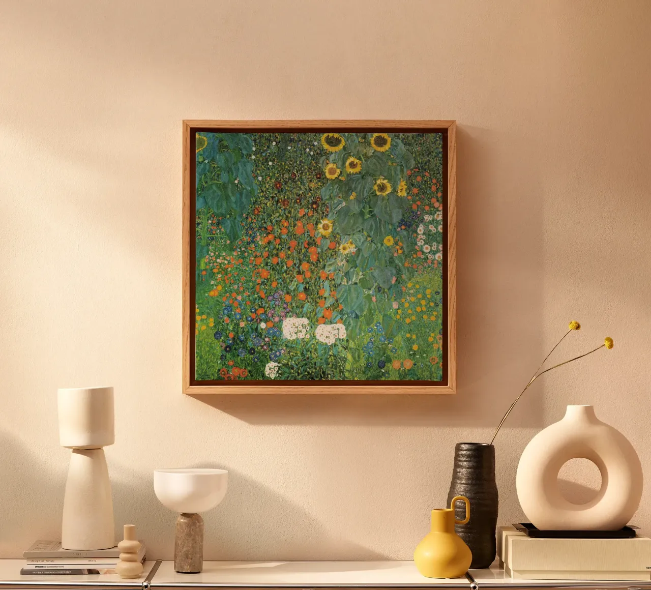 Sonnenblumengarten (Bauerngarten mit Sonnenblumen, um 1905-06) b Leinwand mit Schattenfugenrahmen von Gustav Klimt ART Prints