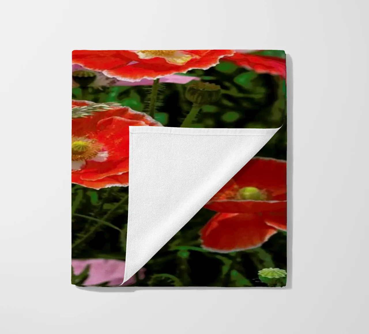 Pink and Red Poppies telo mare da Curious Collections by Marielle Leenders
