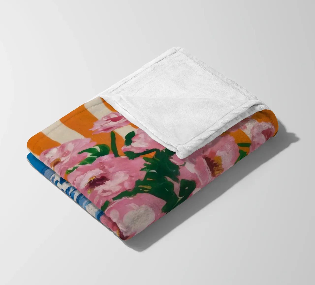 Fiori in vaso a righe coperta in pile da Grande Serene