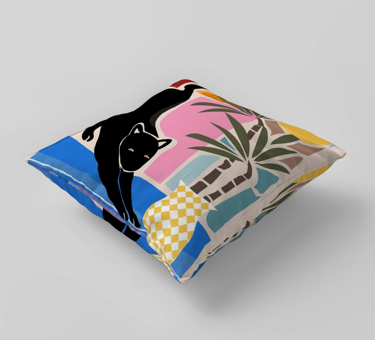 Lazy Days and a Black cat cuscino da mysteriouscoco