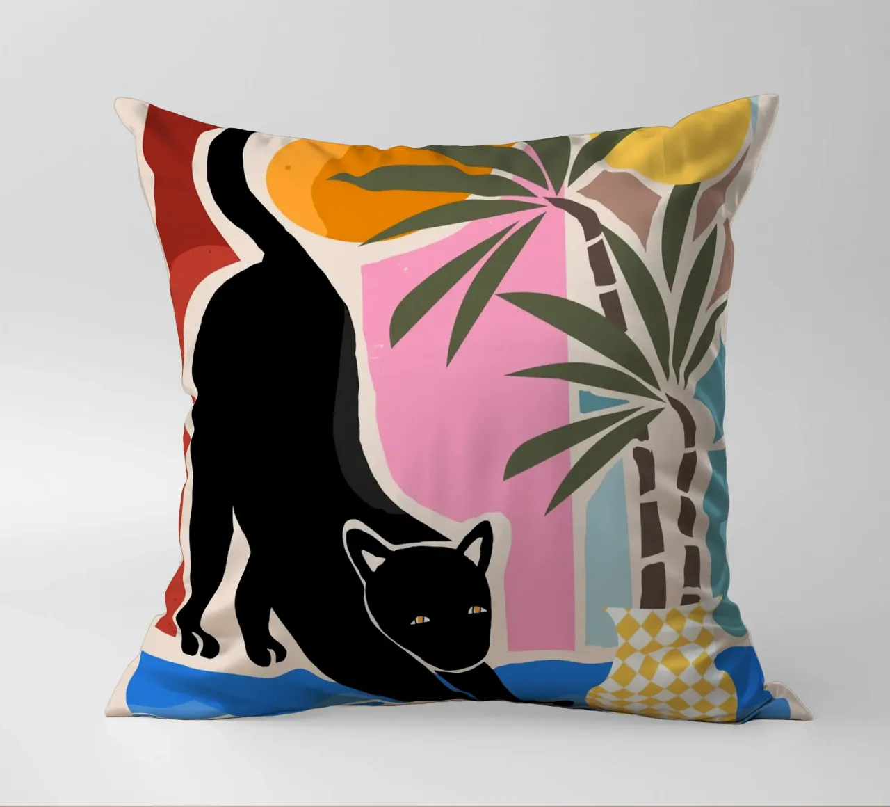 Lazy Days and a Black cat cuscino da mysteriouscoco