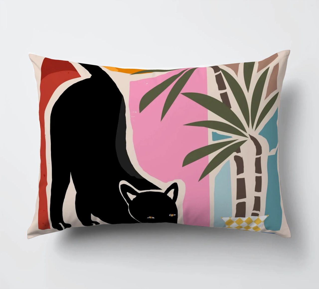 Lazy Days and a Black cat cuscino da mysteriouscoco