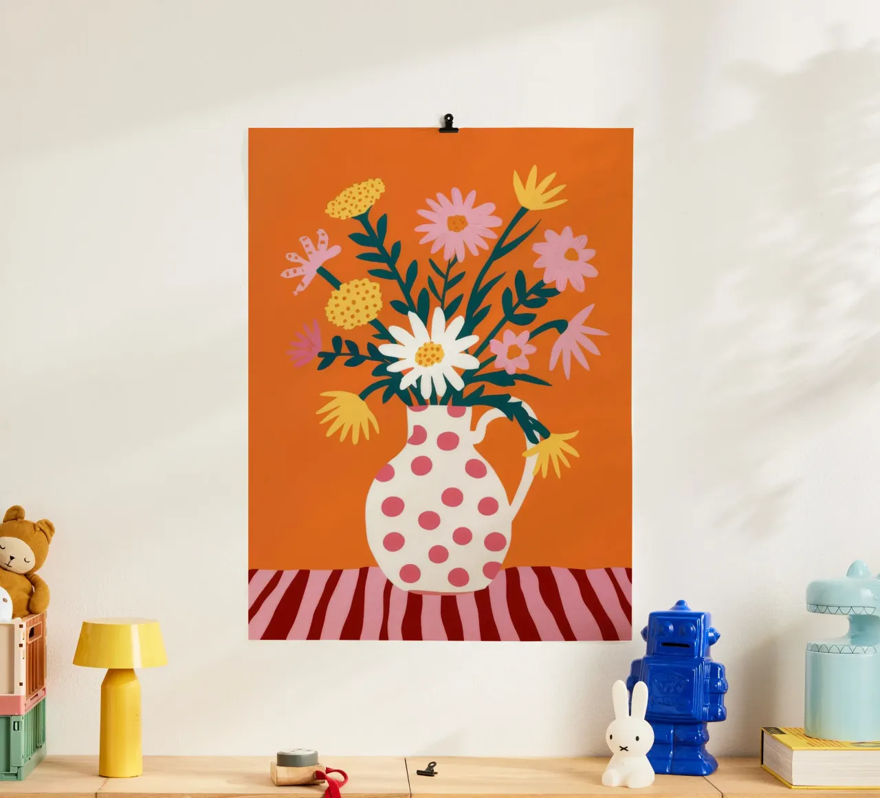 Fiori di gioia a pois poster con telaio in plastica da Grande Serene