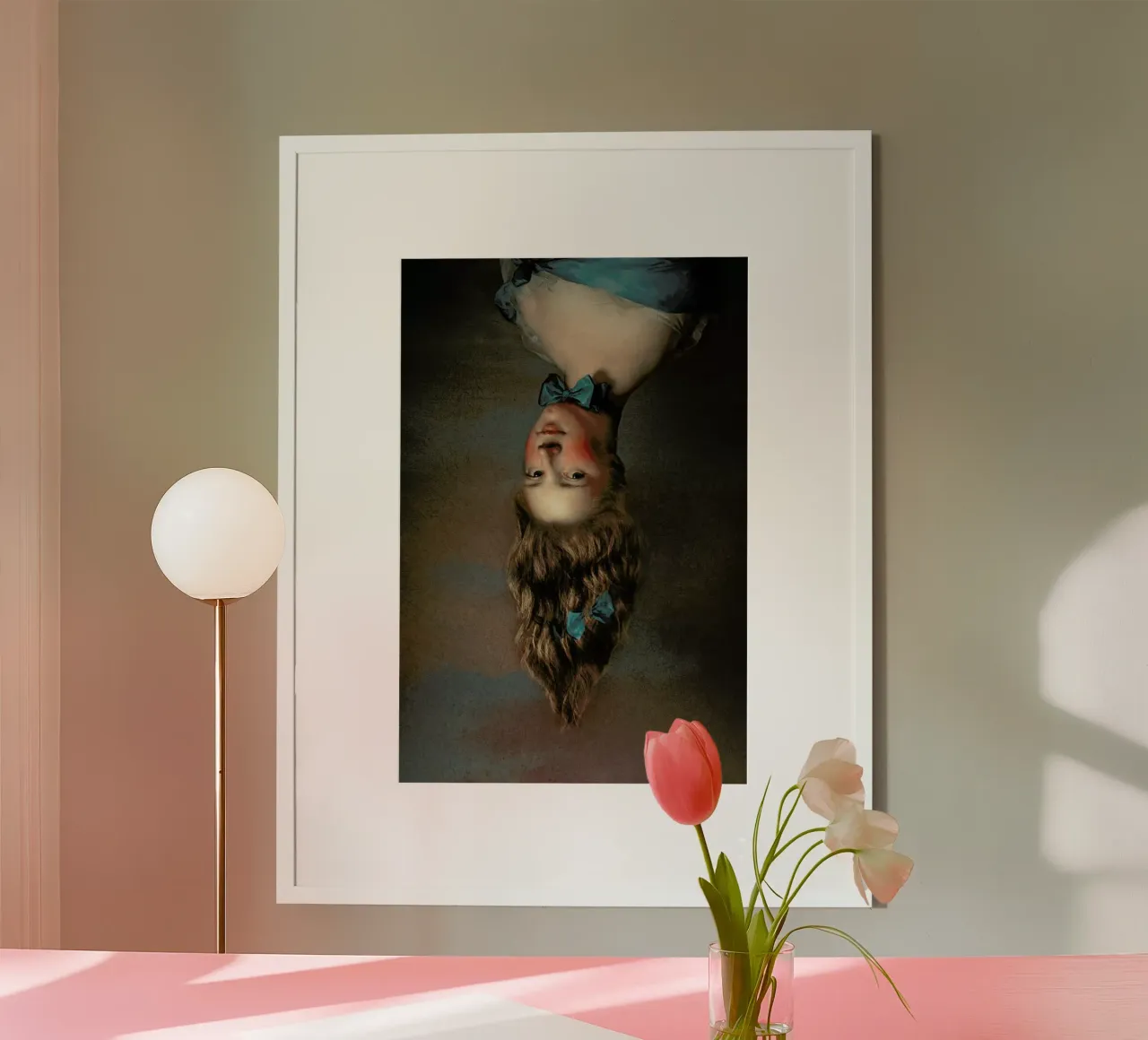 Upside Down Meisje poster van Jonas Loose