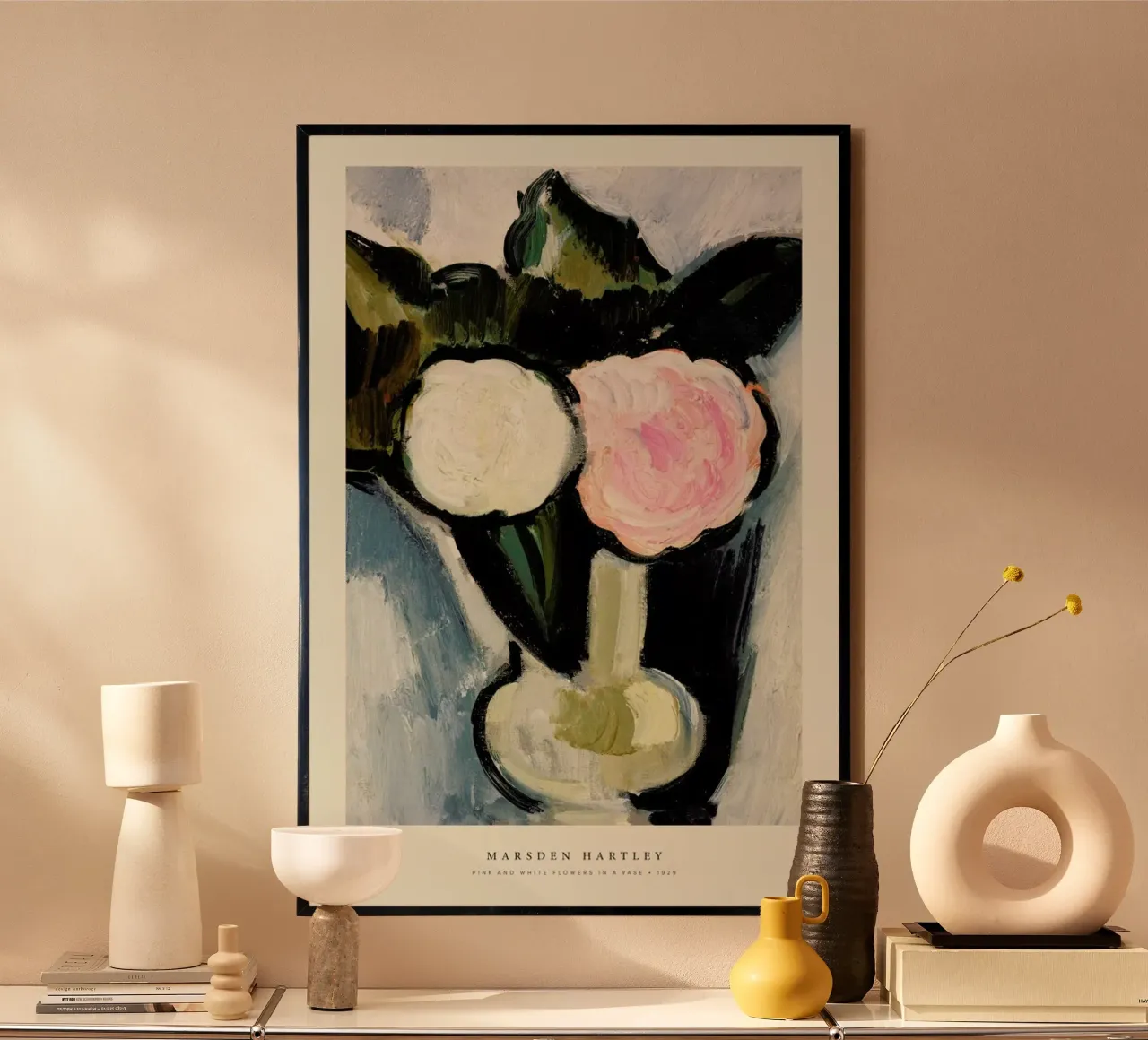Hartley - Pink And White Flowers In A Vase poster da Vintage by JUNIQE