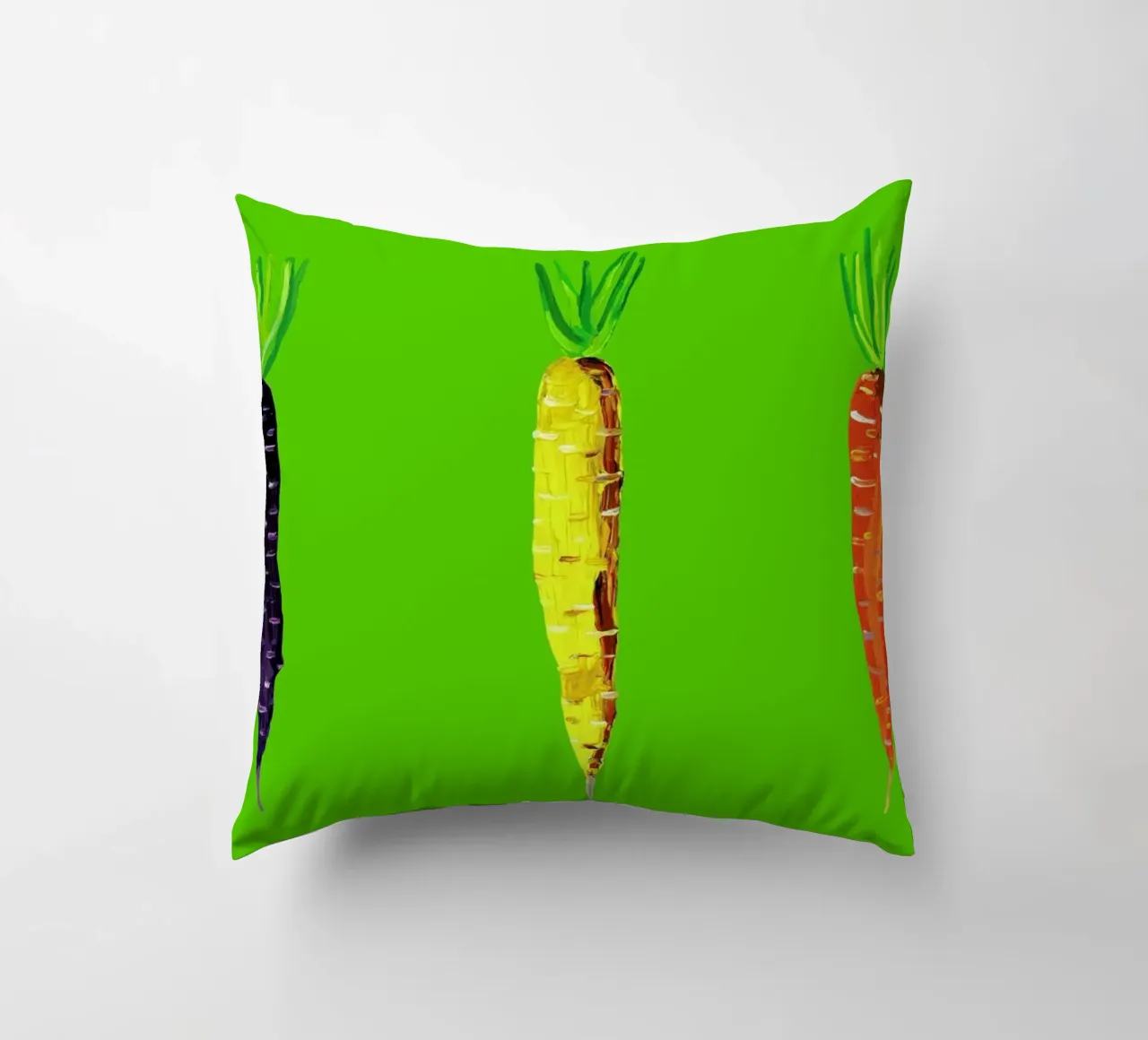 Carrots On Lime Green cuscino da Alice Straker