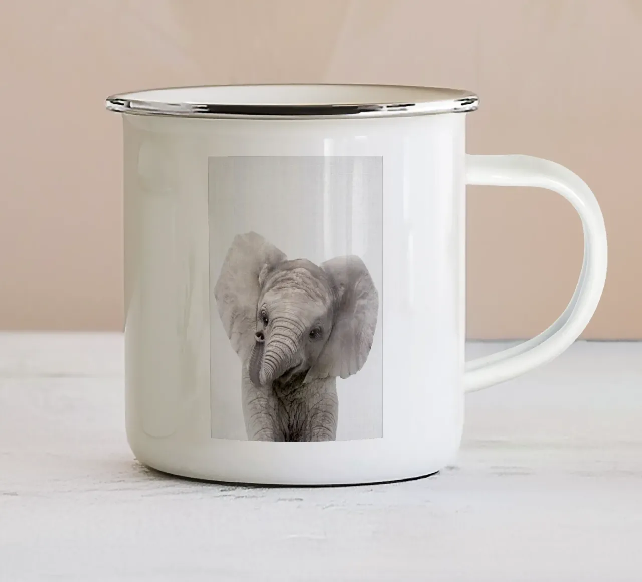 Peekaboo Baby Elephant tazza in smalto da Lila x Lola