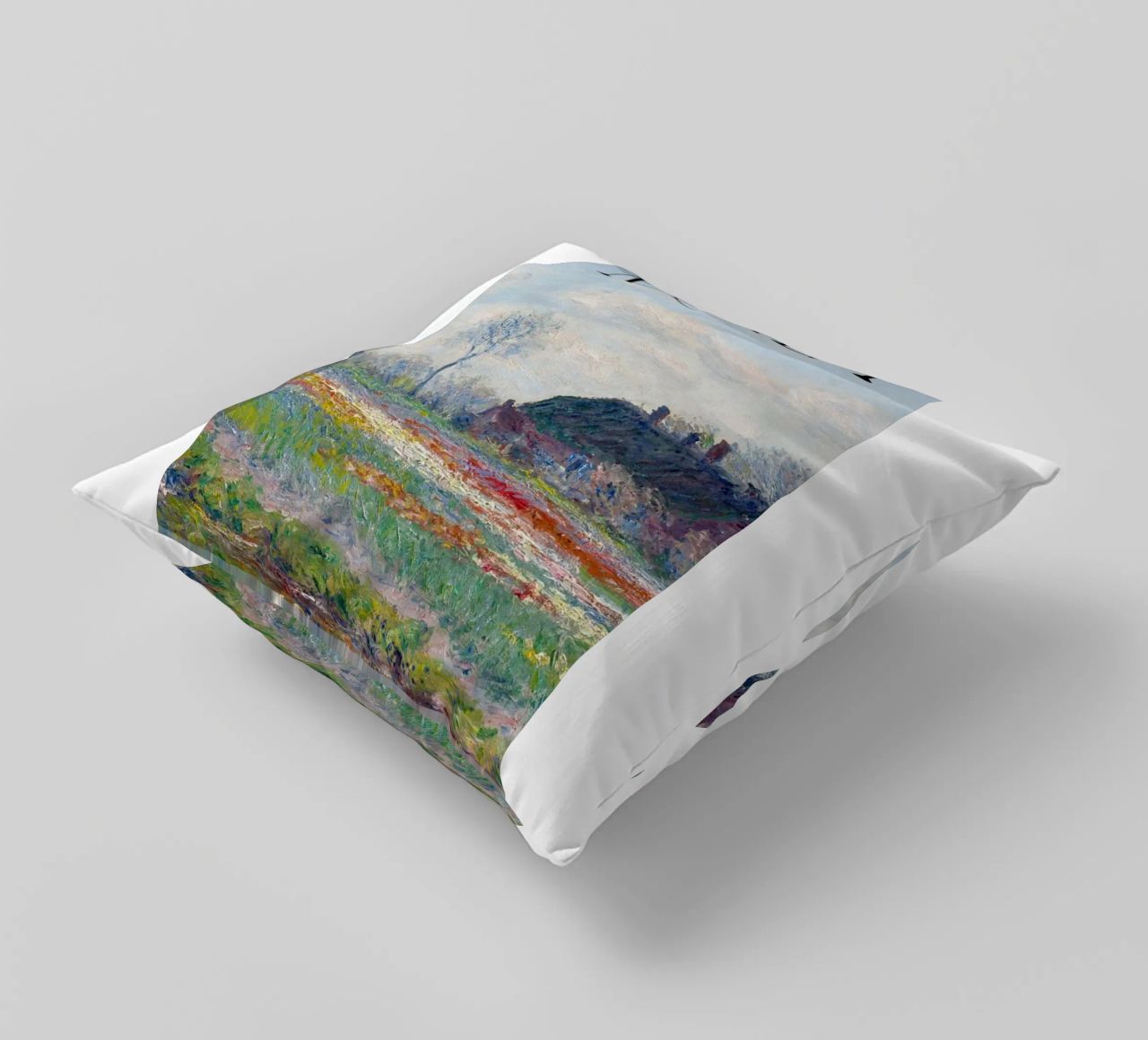die natürliche schönheit der landschaft wiesen claude monet Kissen von belong shop