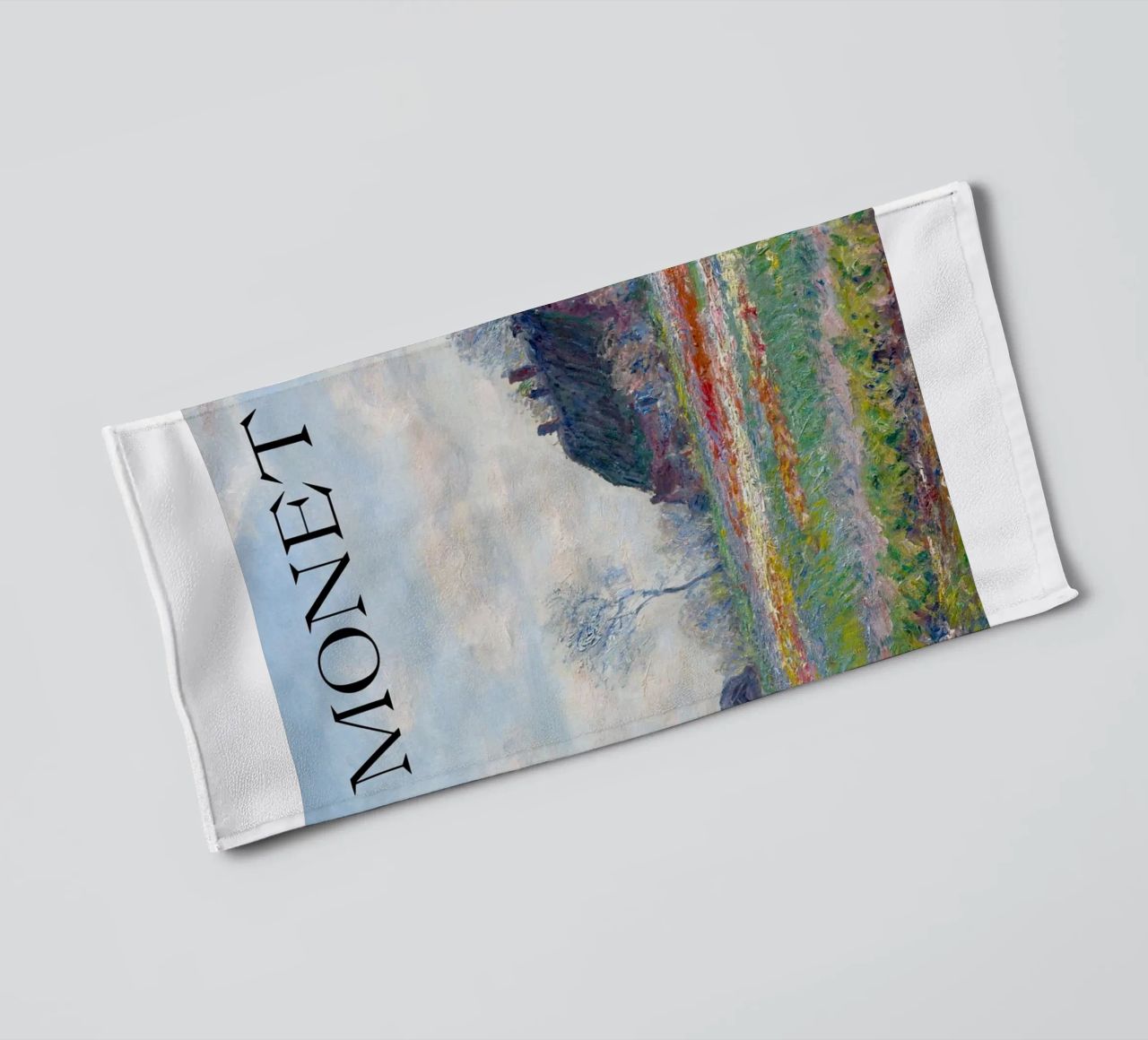 die natürliche schönheit der landschaft wiesen claude monet Handtuch von belong shop