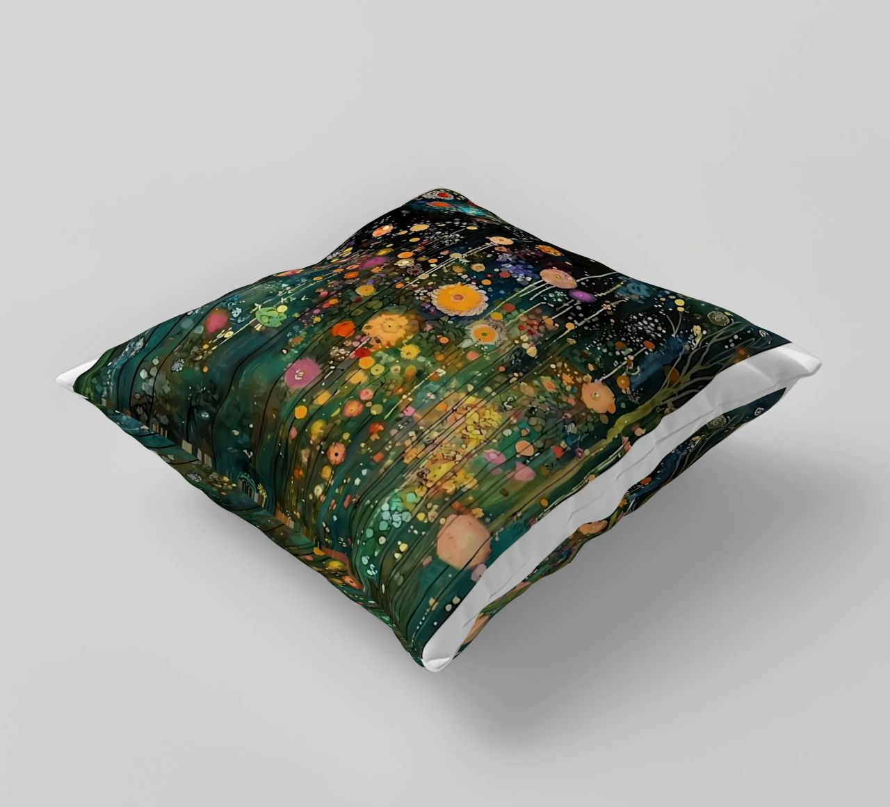 Midnight Flower Klimt Kissen von D1 Shop