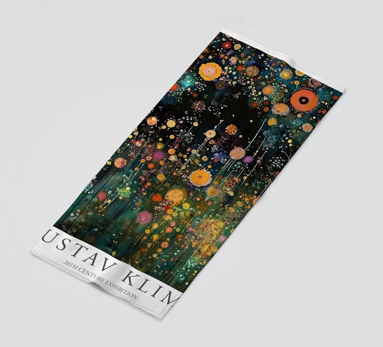 Midnight Flower Klimt Strandtuch von D1 Shop