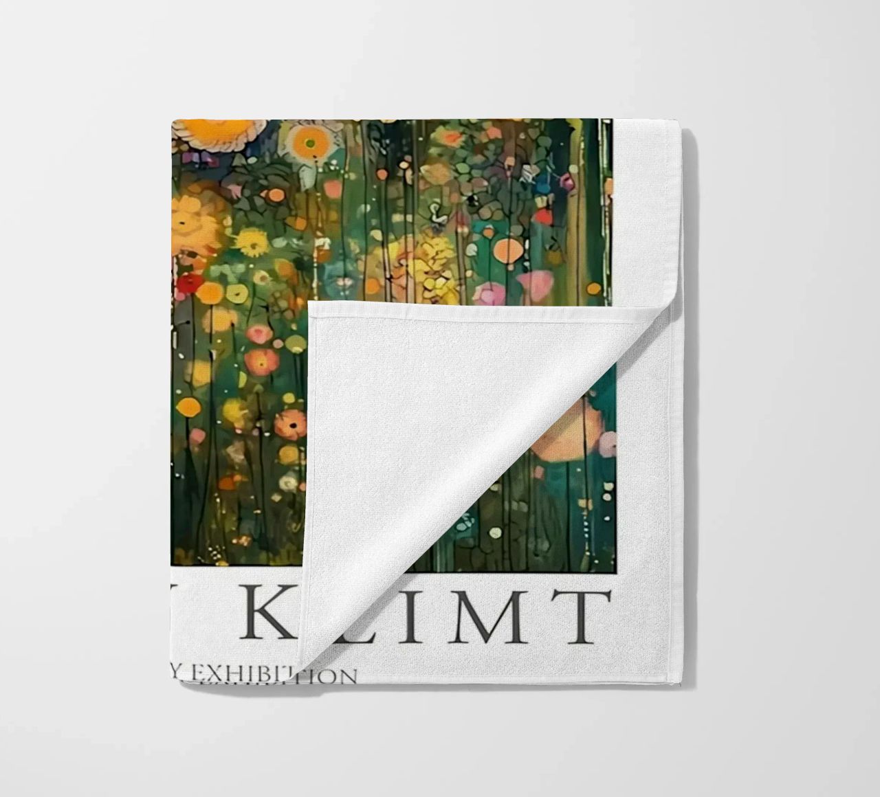Midnight Flower Klimt Strandtuch von D1 Shop