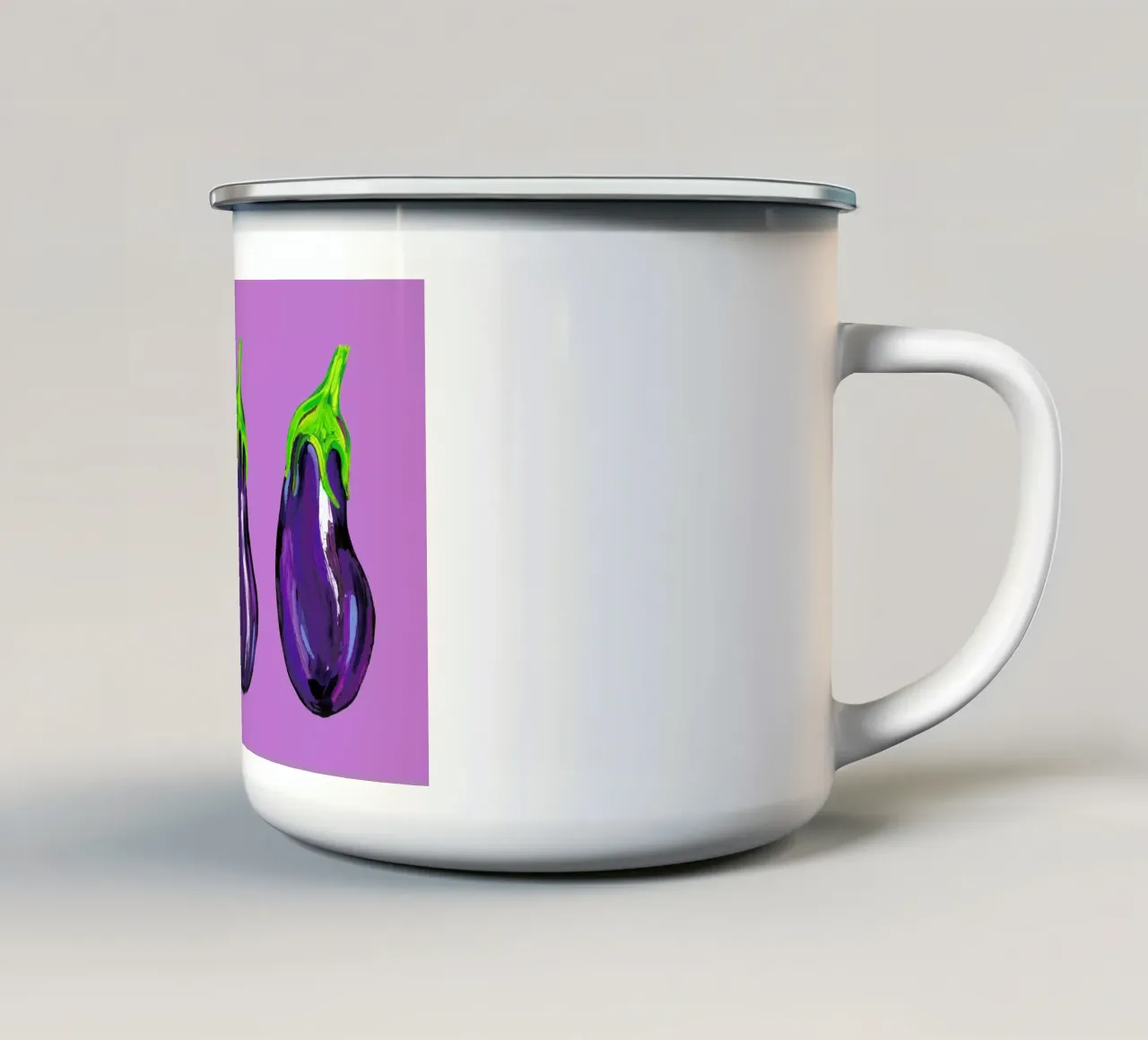 Aubergines On Purple tazza in smalto da Alice Straker