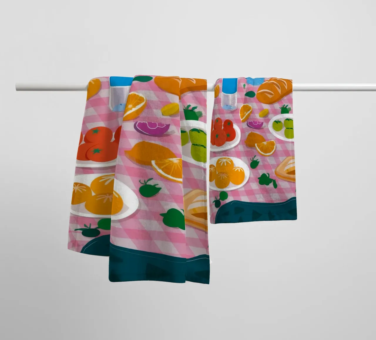 Bountiful Bread Table Handtuch von Paez Harmony