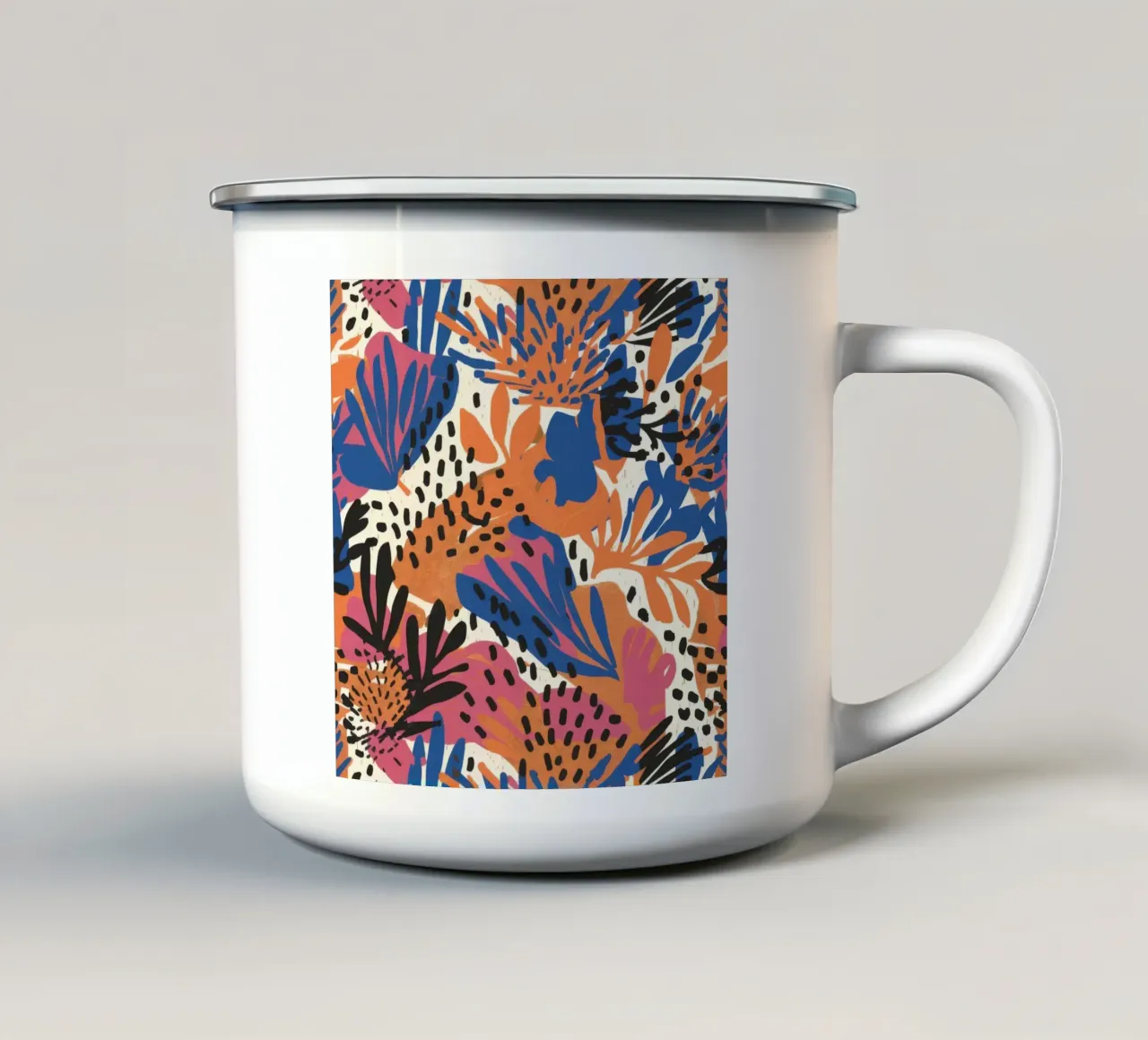 Fusione floreale leopardata tazza in smalto da Haven Mirage
