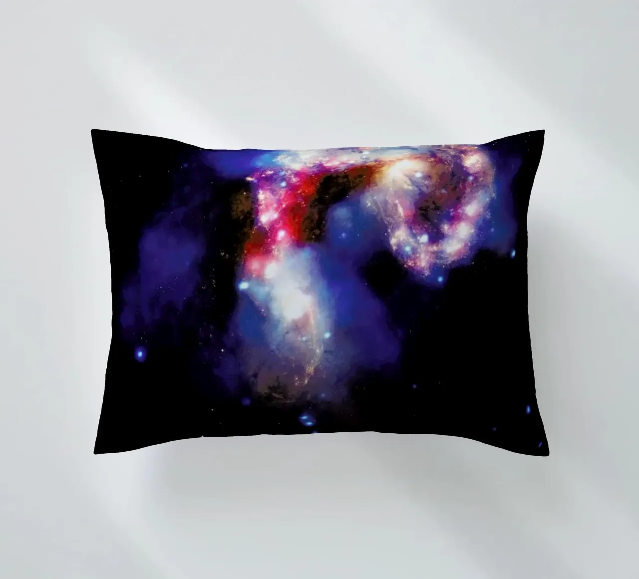 Nebula, NASA cuscino da Vintage by JUNIQE