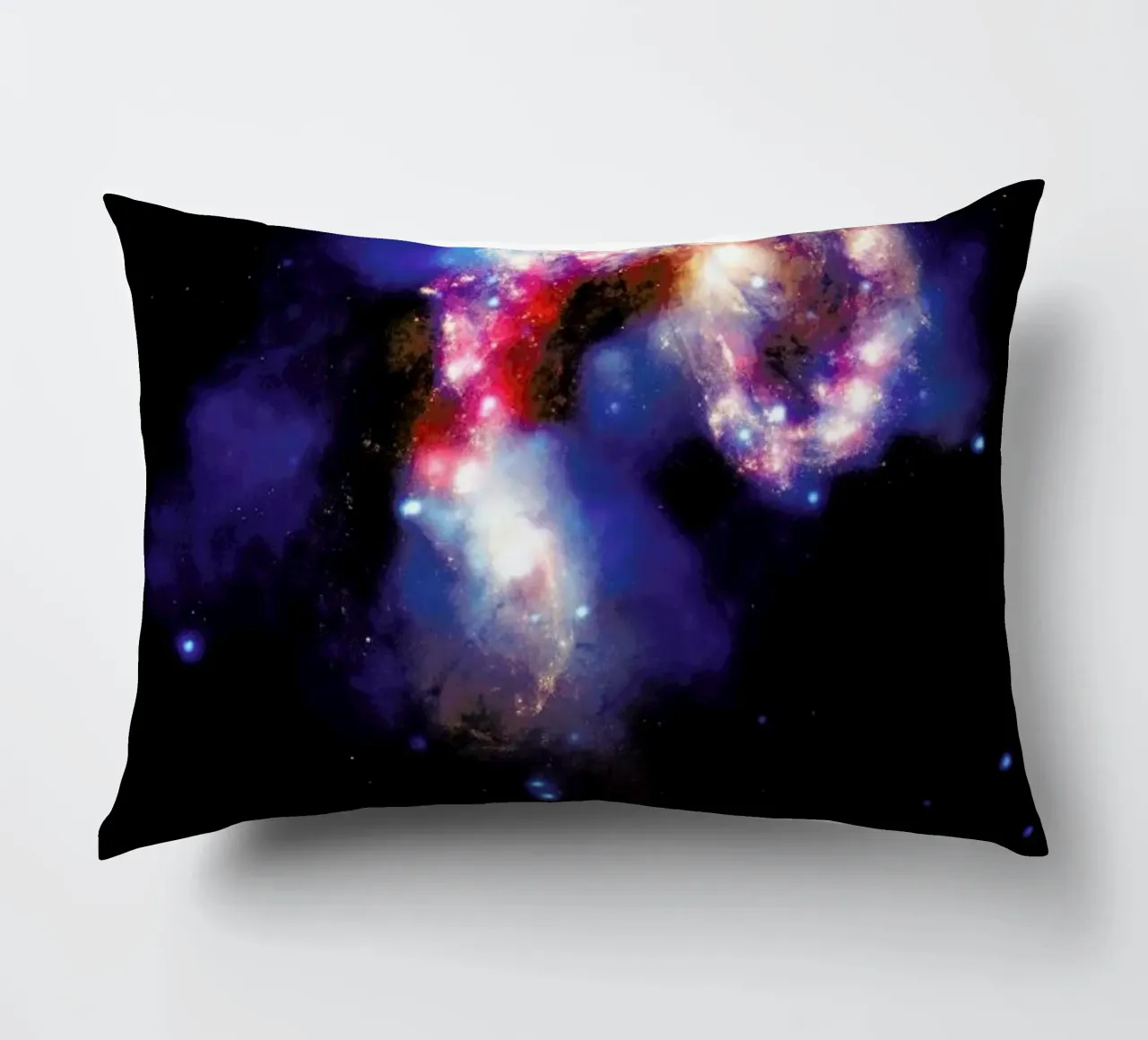 Nebula, NASA cuscino da Vintage by JUNIQE
