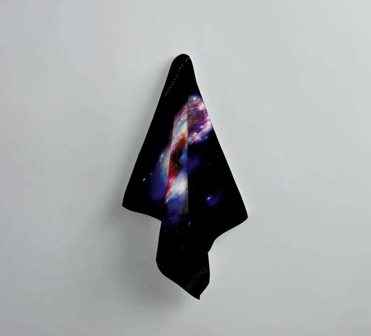 Nebula, NASA asciugamano da bagno da Vintage by JUNIQE