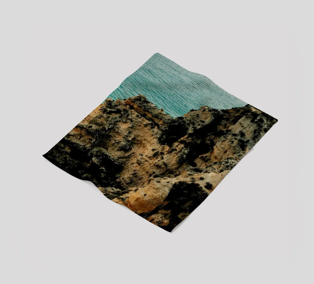 Stones And Waves coperta in pile da Sebastian Hilgetag