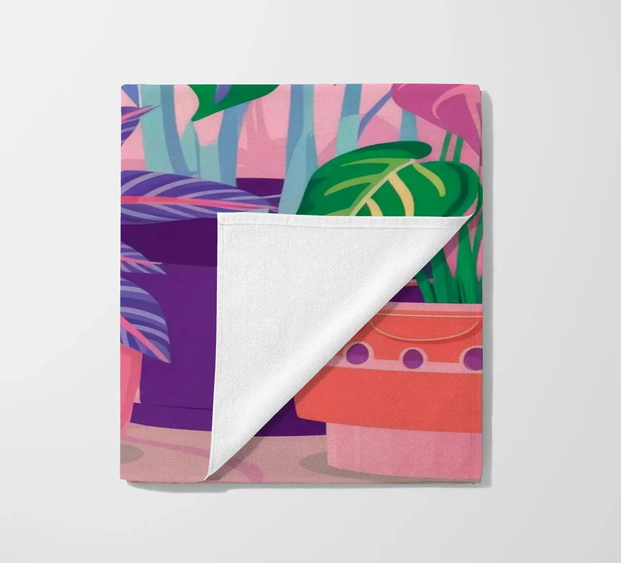 Violette Pflanzenkraft Strandtuch von Haven Mirage