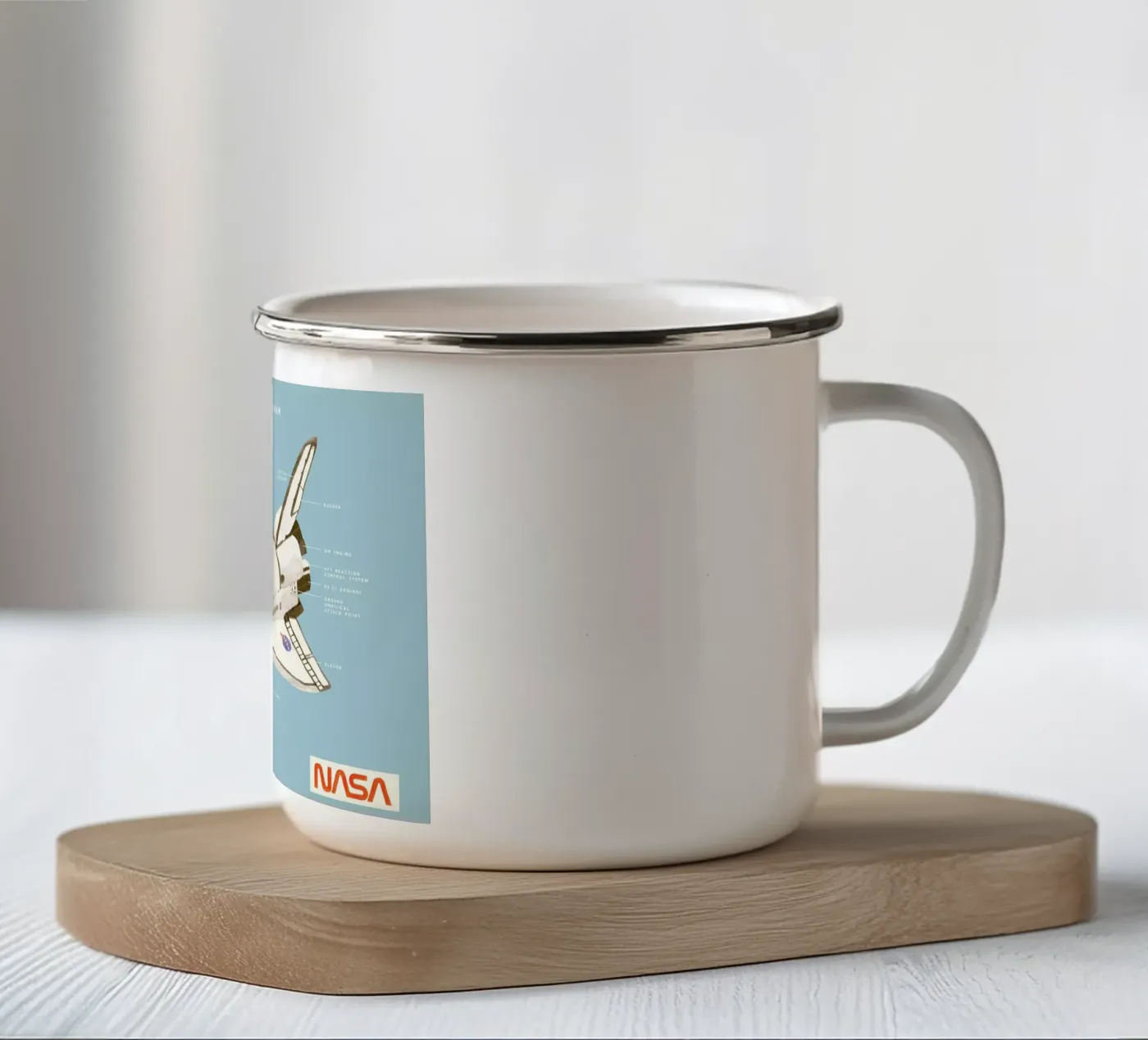 Space Shuttle Program Emaille Tasse von Florent Bodart