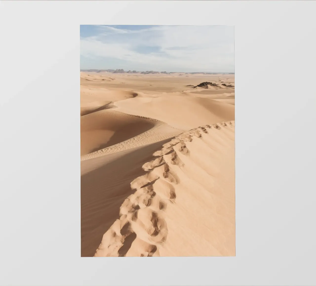 Walking through the dunes pellicola backlit da photolovers
