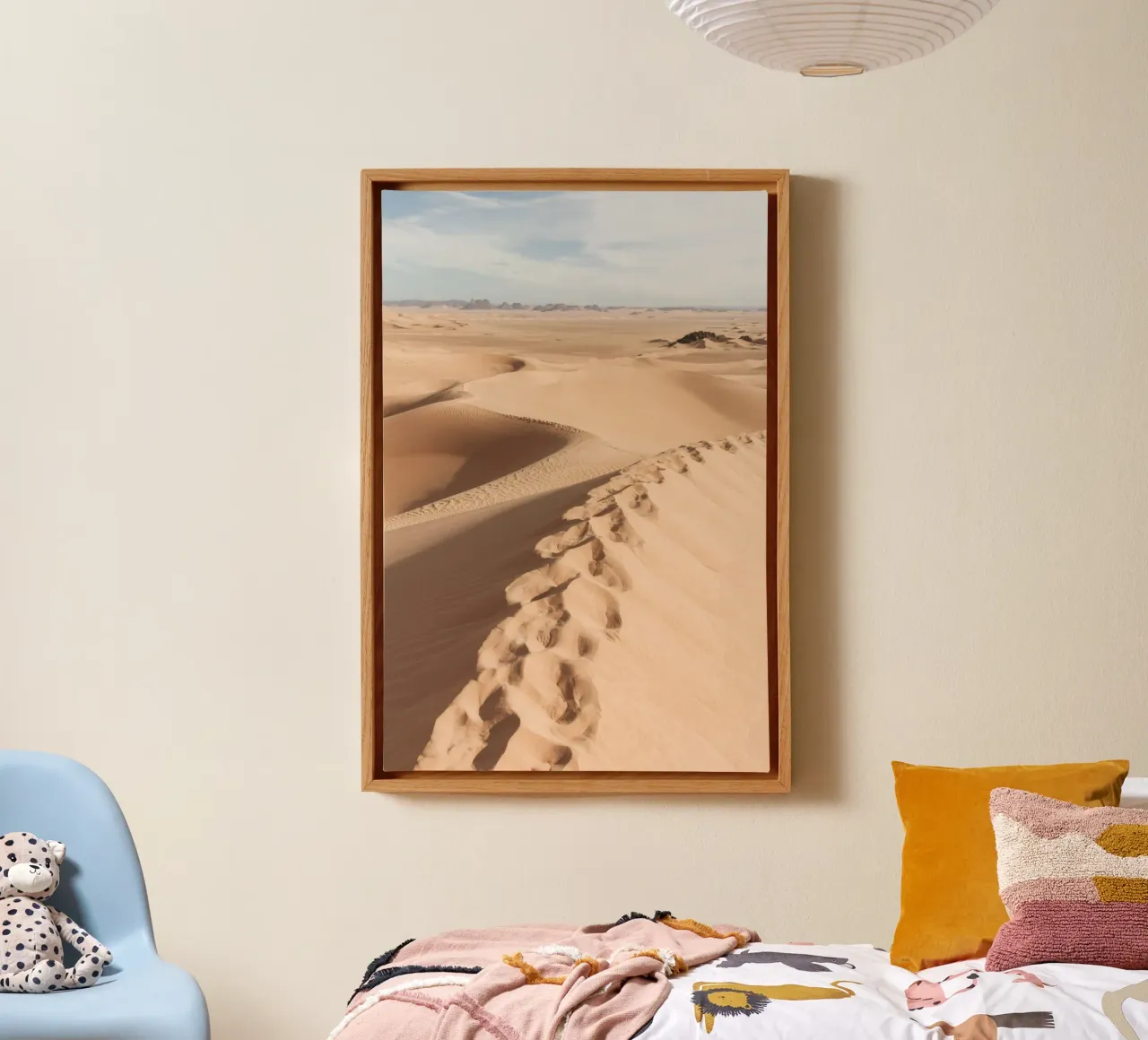 Walking through the dunes tela con Cornice a cassetta da photolovers