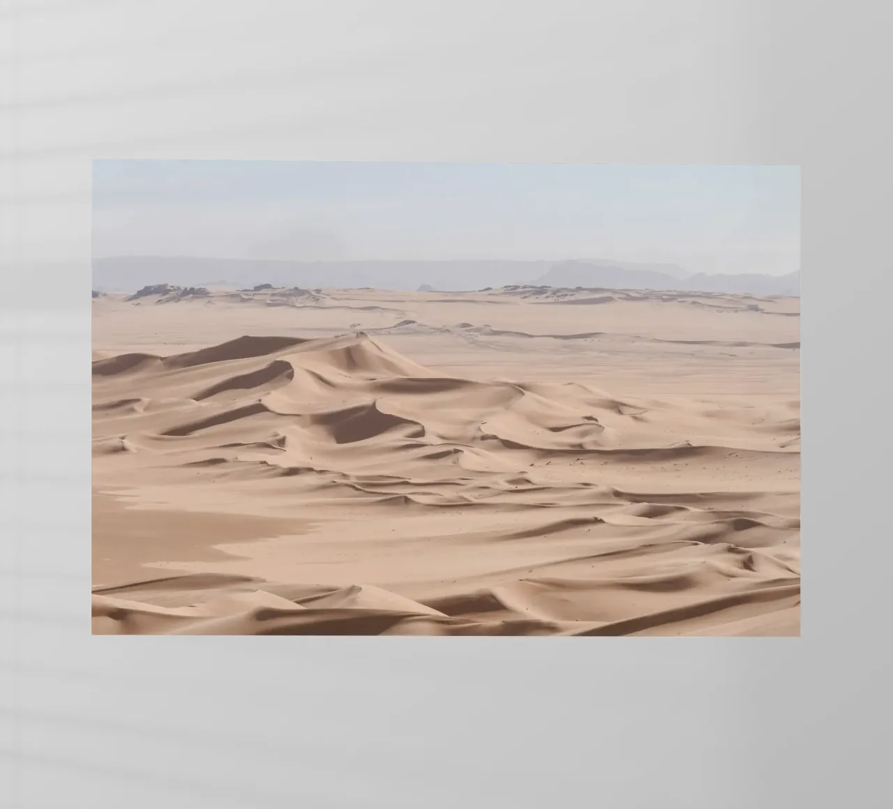 Sea of sand in the Sahara desert pellicola backlit da photolovers