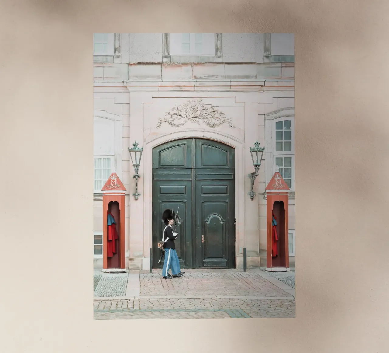 Copenhagen Guards pellicola backlit da GraceDigitalArtCo