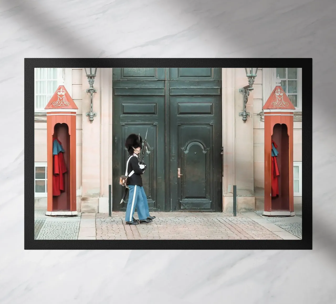 Copenhagen Guards zerbino da GraceDigitalArtCo
