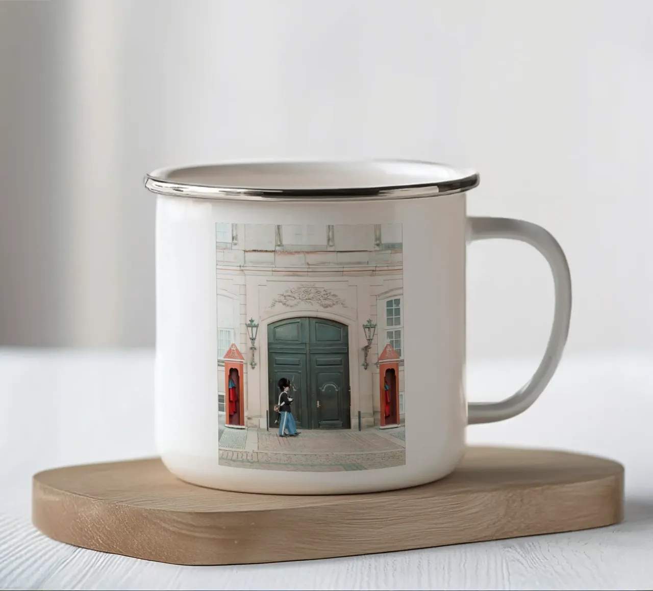 Copenhagen Guards tazza in smalto da GraceDigitalArtCo