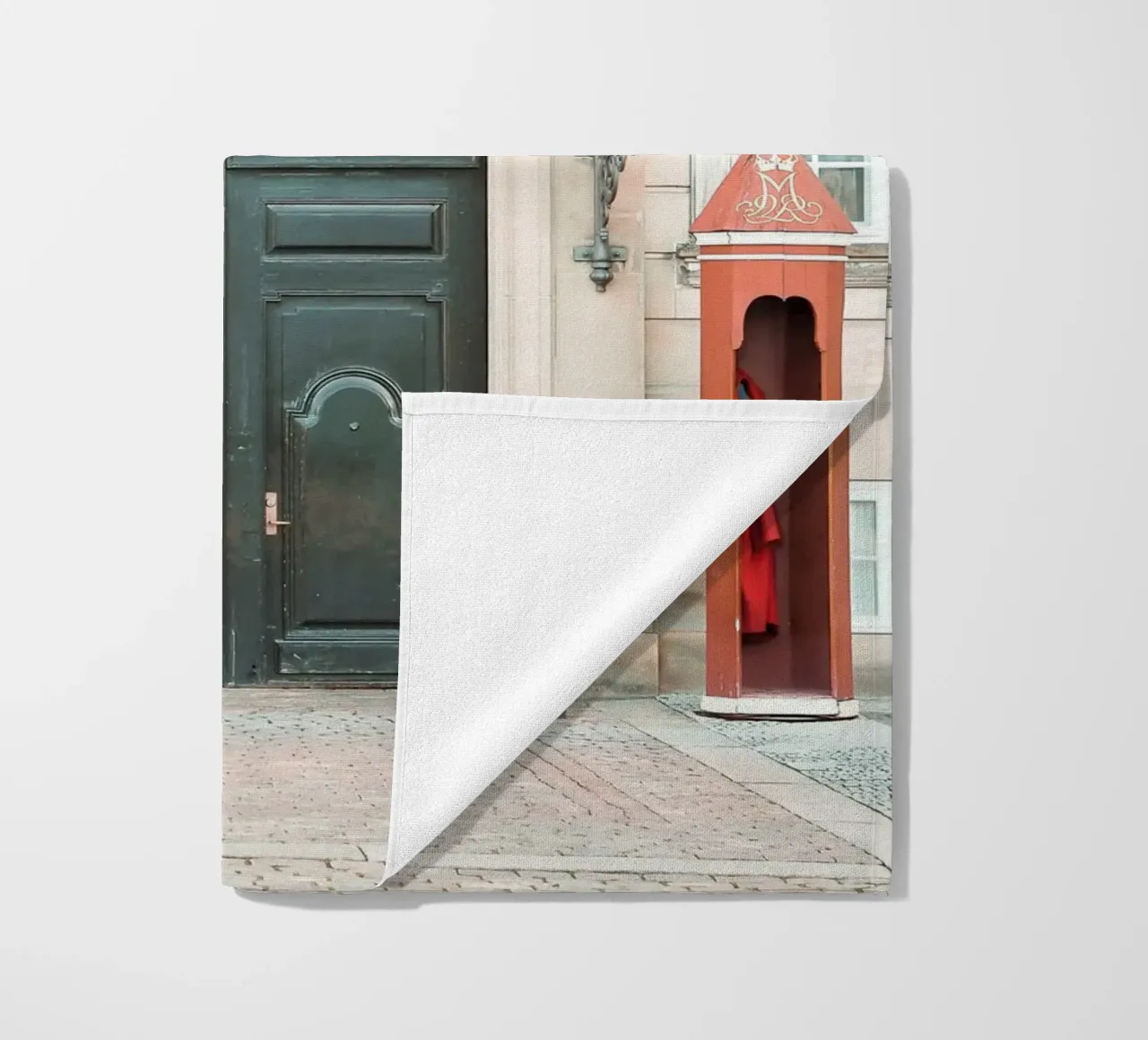 Copenhagen Guards telo mare da GraceDigitalArtCo