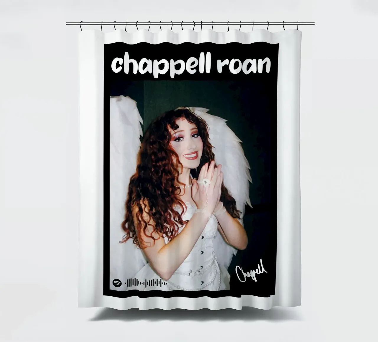 Ángel Blanco Chappell Roan Cartel cortina de baño de ardala guller