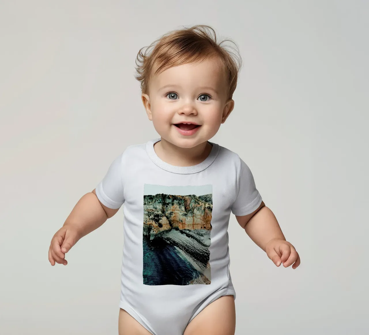 The Hidden Beach body neonato maniche corte da Sebastian Hilgetag