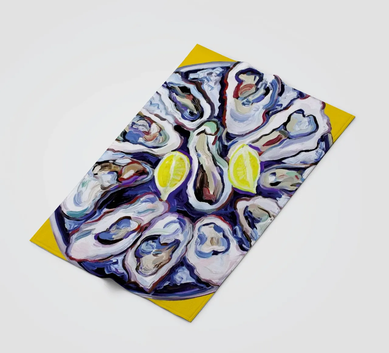 Oysters On A Plate Yellow Fleecedecke von Alice Straker