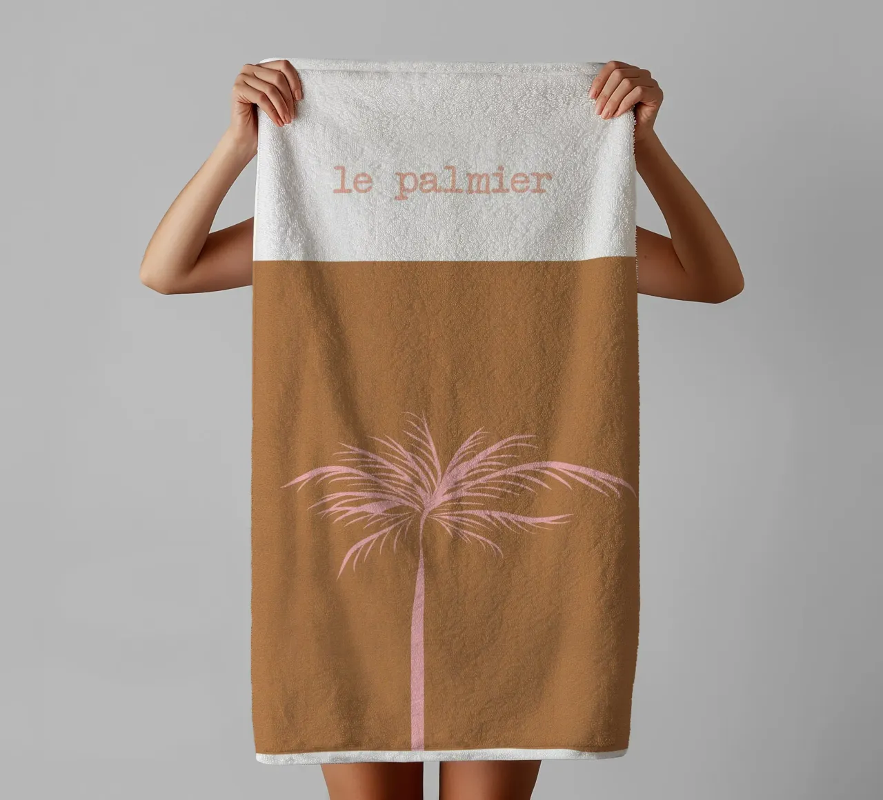 Pink Palm Tree on Terracotta Background asciugamano da bagno da GraceDigitalArtCo