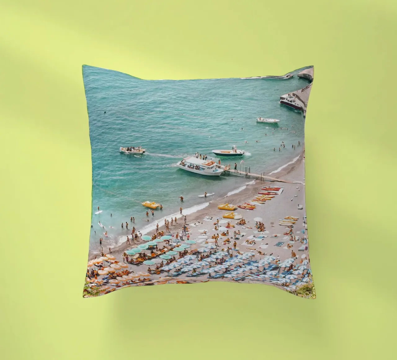 Colourful Beach Umbrellas Coastal Summer Vibes cuscino da GraceDigitalArtCo