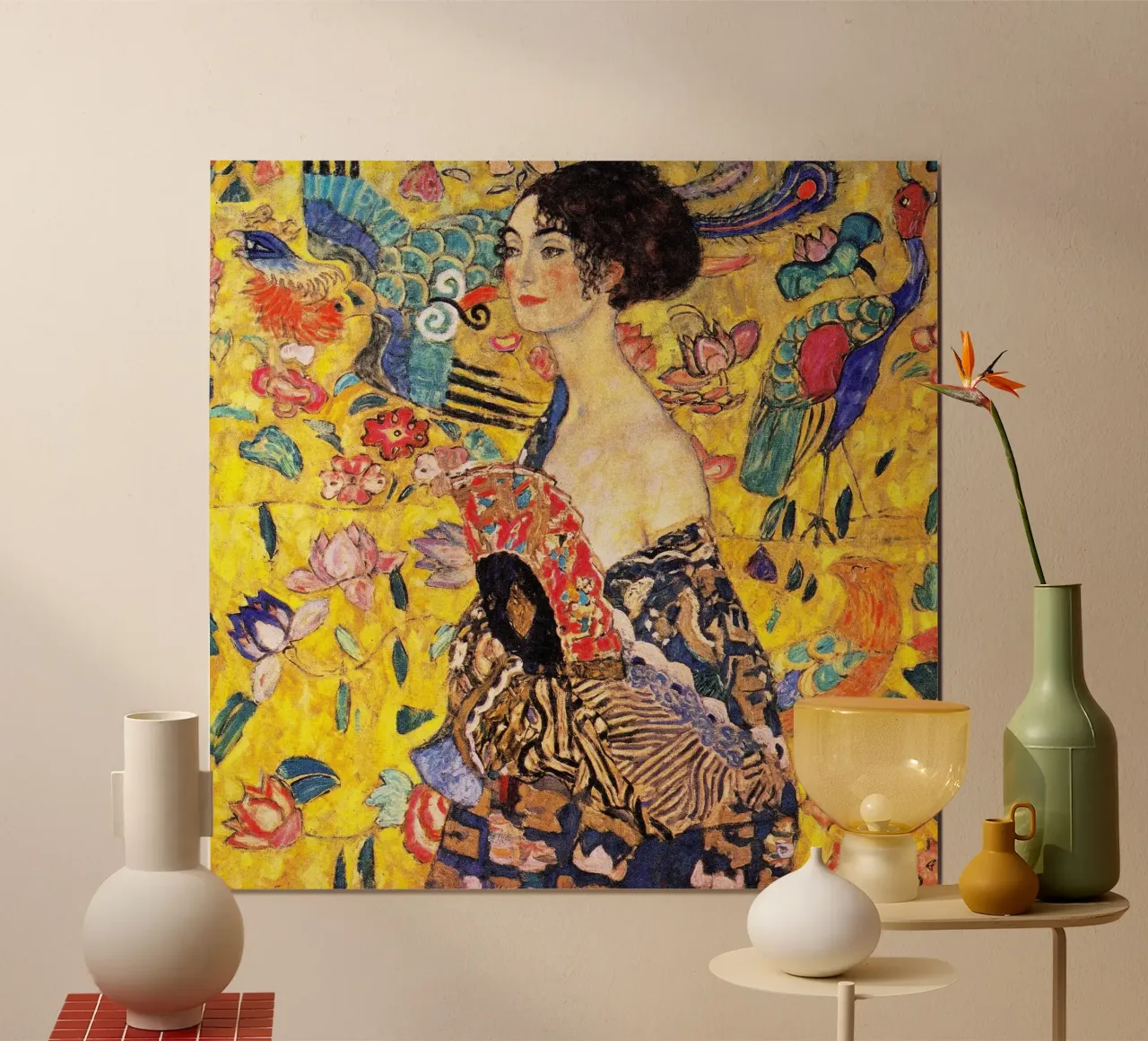 Signora con ventaglio - Gustav Klimt poster con telaio in legno da Show Art
