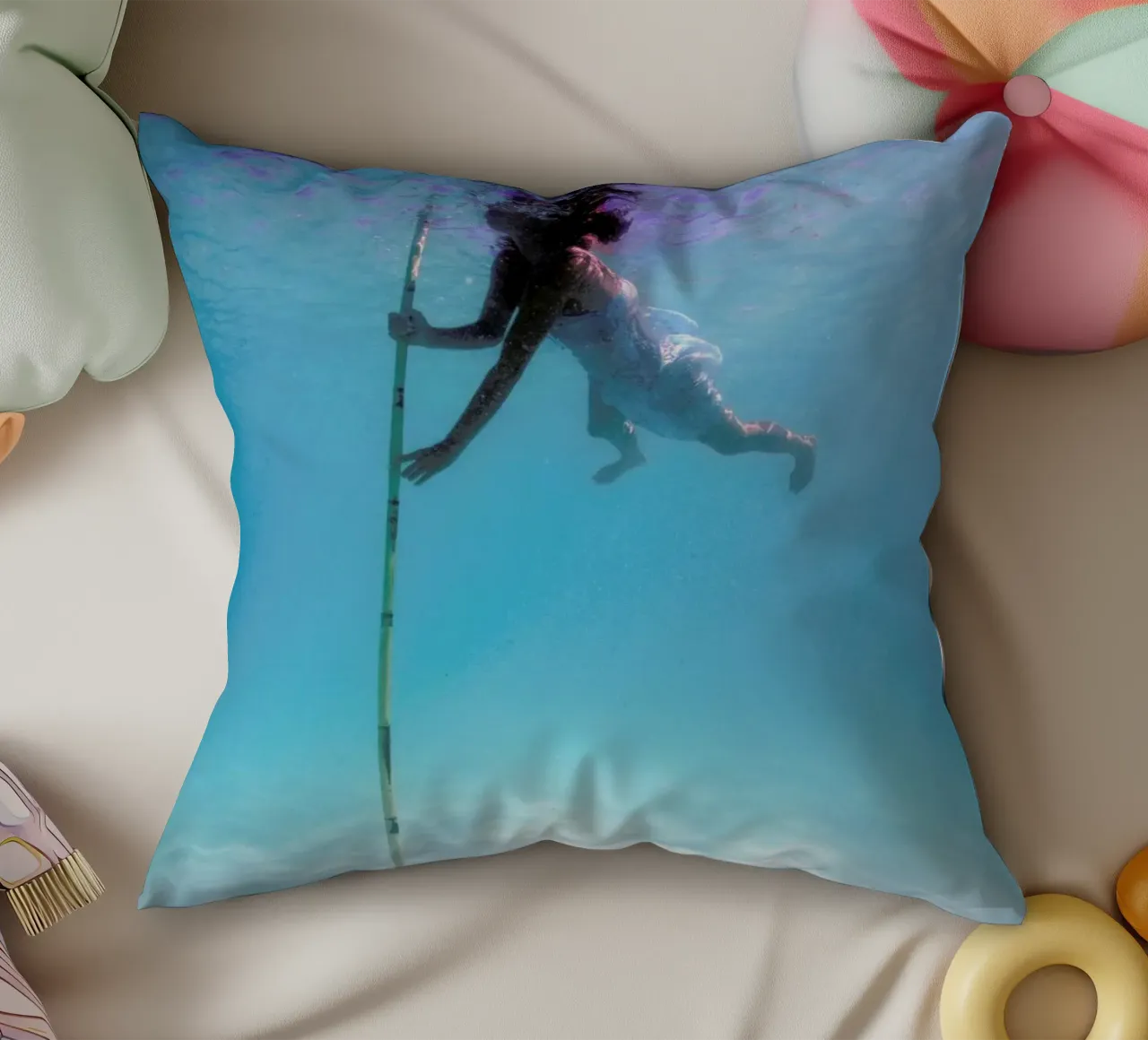 Untitled_6 cuscino da James Cooper