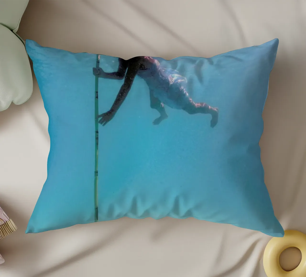 Untitled_6 cuscino da James Cooper