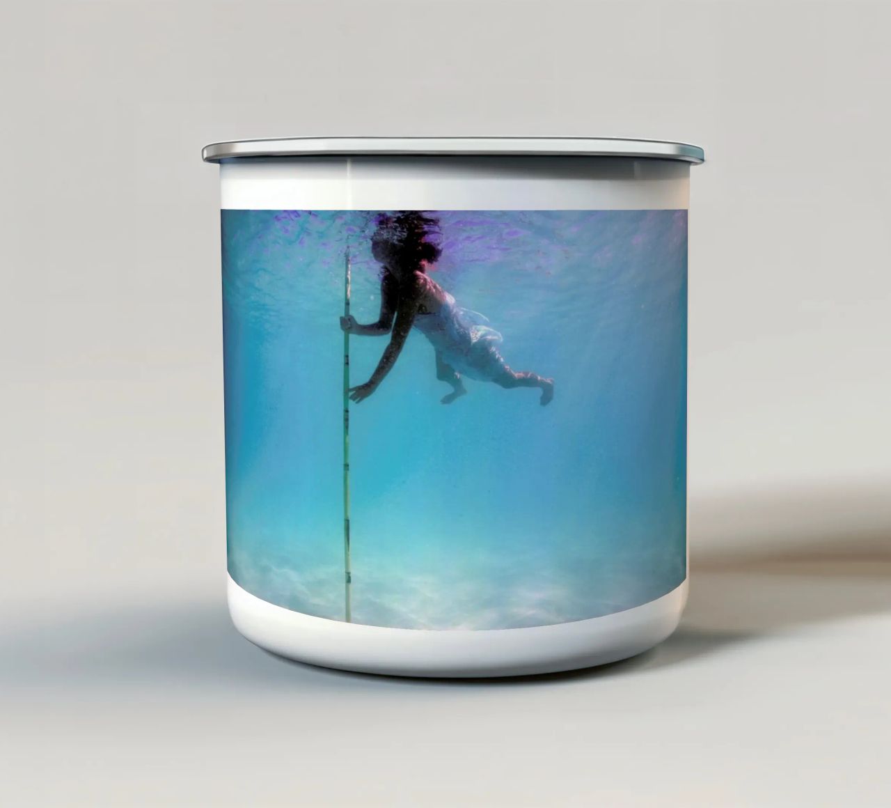 Untitled_6 tazza in smalto da James Cooper