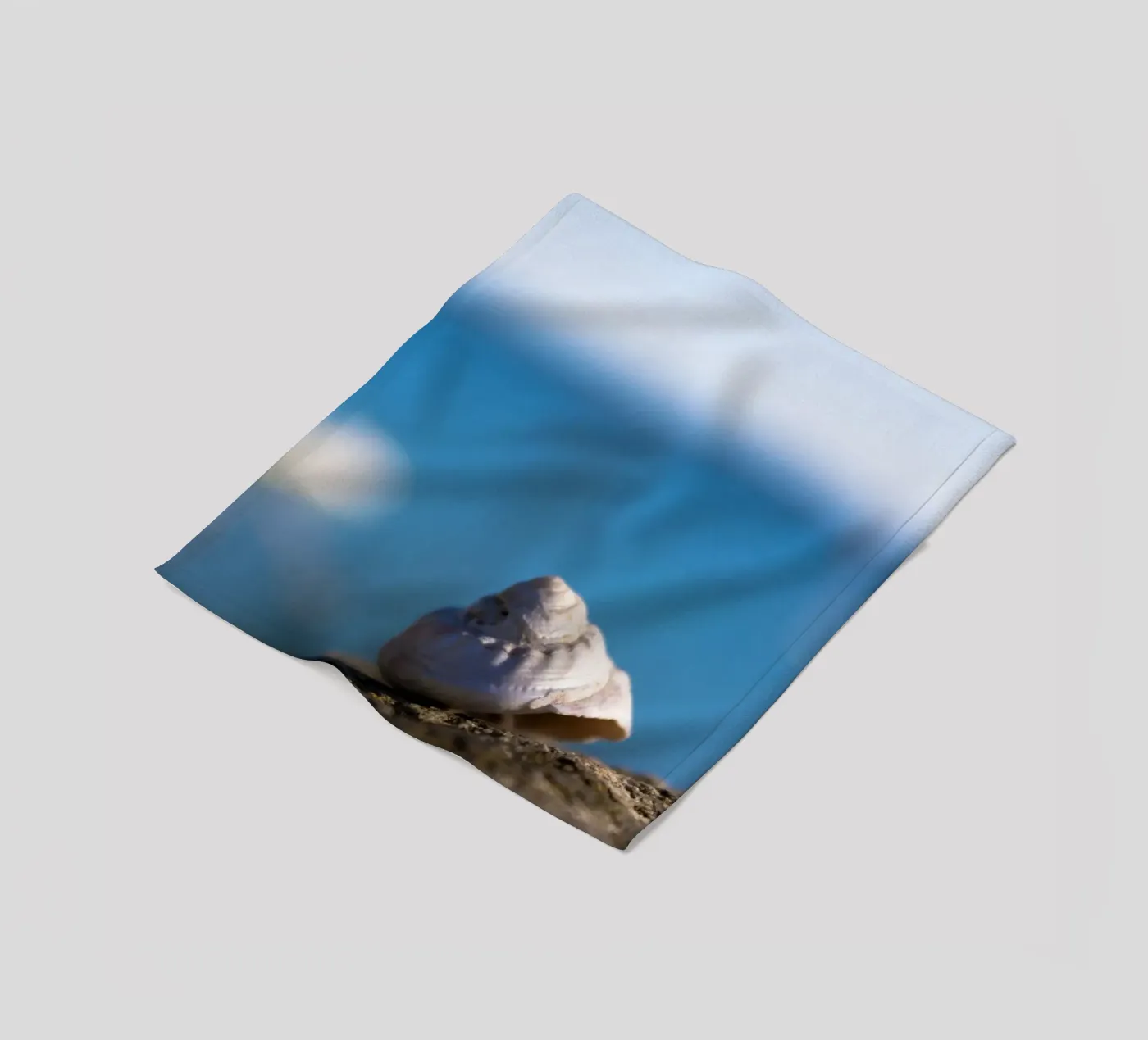 Pearly shells fleece blanket by MiniClic