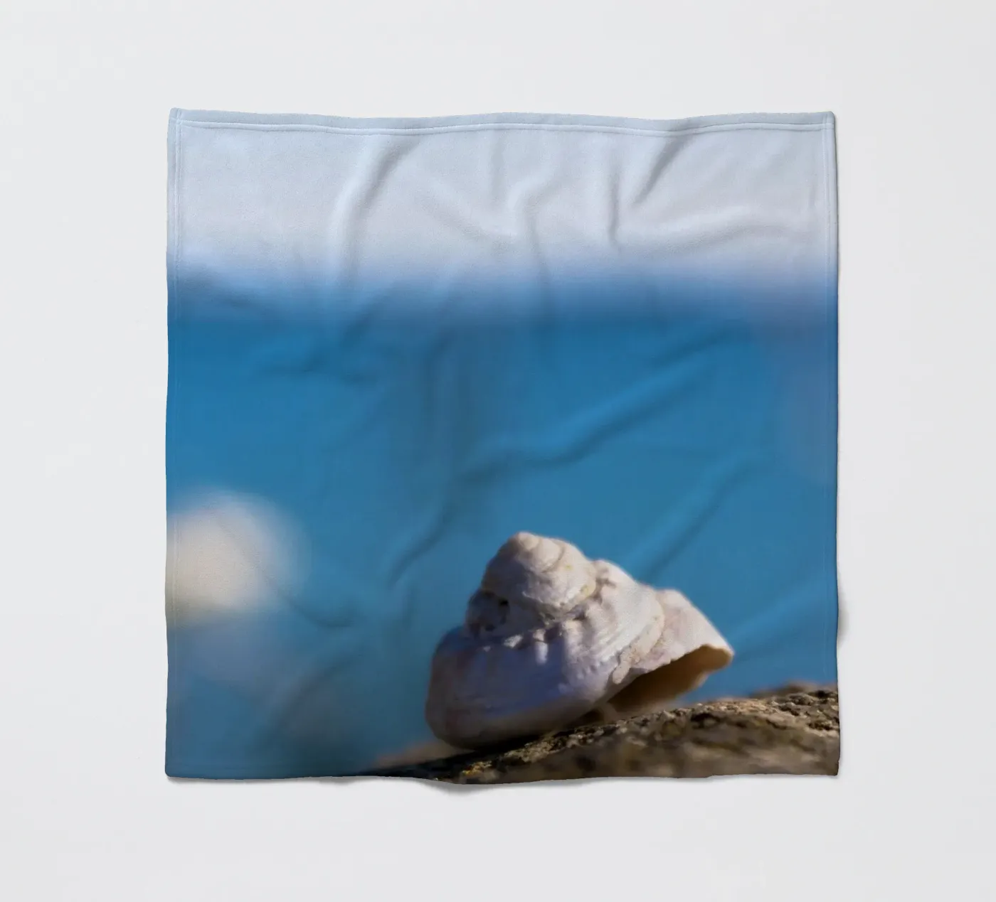Pearly shells fleece blanket by MiniClic
