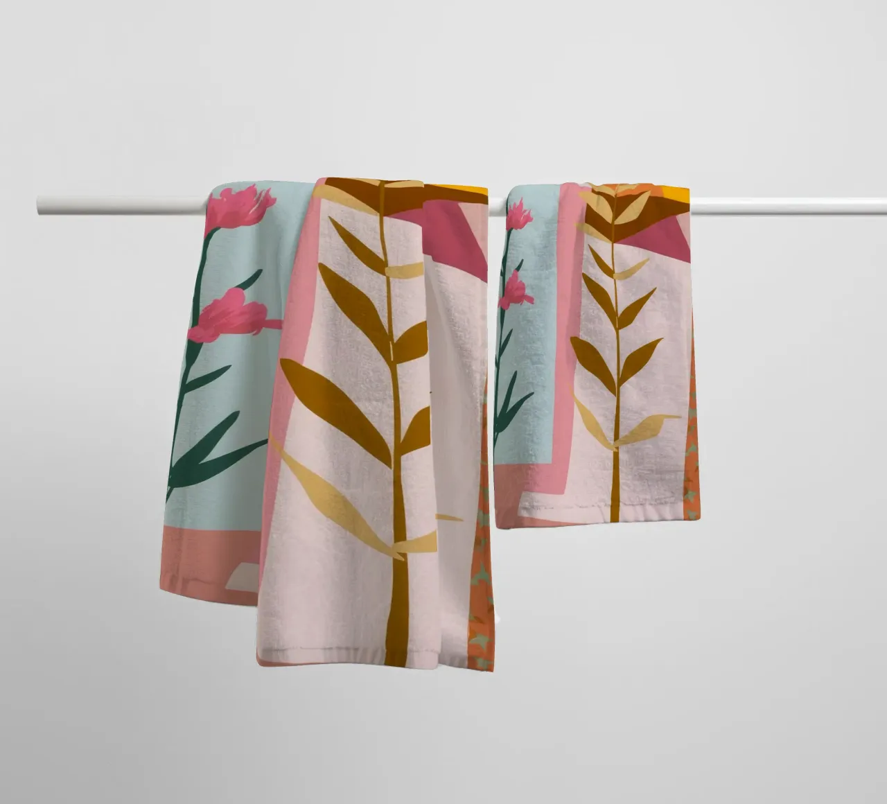 Mano geometrica floreale asciugamano da bagno da Lumie Layers