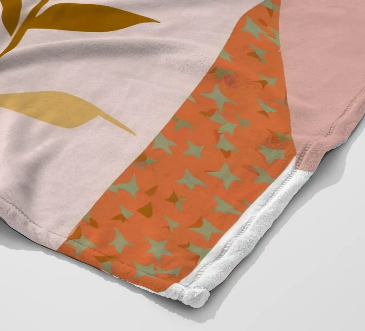 Mano geometrica floreale coperta in pile da Lumie Layers